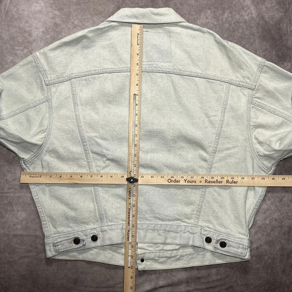Vintage Levi's Jacket Men's Medium 70598 4803 Light Wash Oversized Made USA 90s
